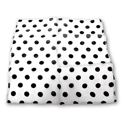 Pañuelo de Seda Blanco con Lunares Negros (30 cm. – 12”) por Uday Magic